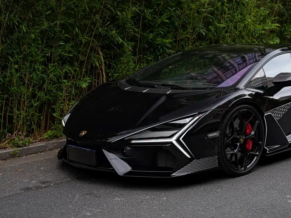 Lamborghini Lamborghini Revuelto 2023 6.5L PHEV Standard Edition 2025 - thumbnail 3