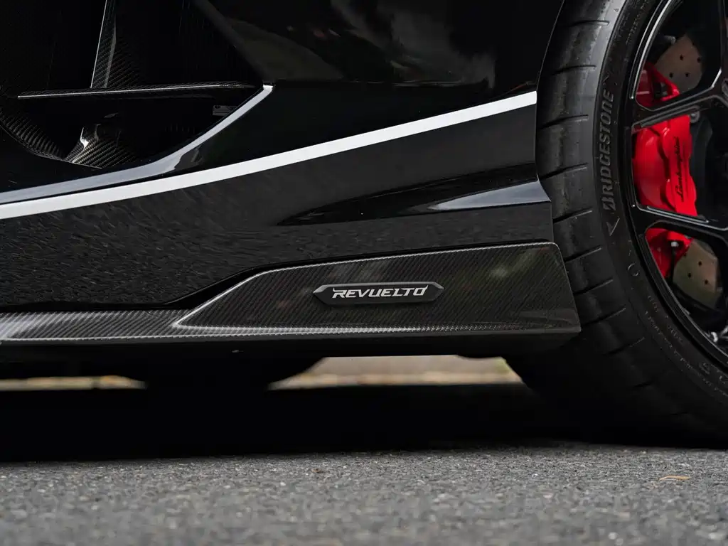 Lamborghini Lamborghini Revuelto 2023 6.5L PHEV Standard Edition 2025 - thumbnail 6