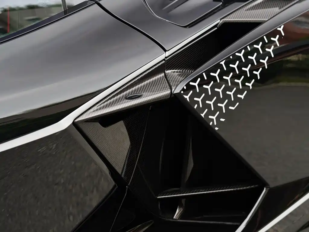 Lamborghini Lamborghini Revuelto 2023 6.5L PHEV Standard Edition 2025 - thumbnail 16