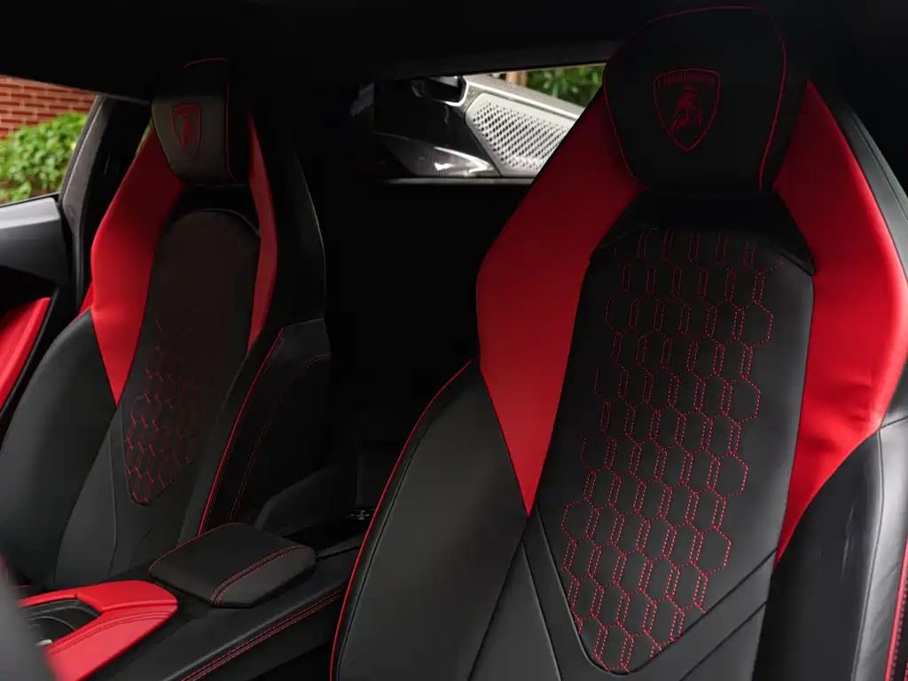 Lamborghini Lamborghini Revuelto 2023 6.5L PHEV Standard Edition 2025 - thumbnail 22