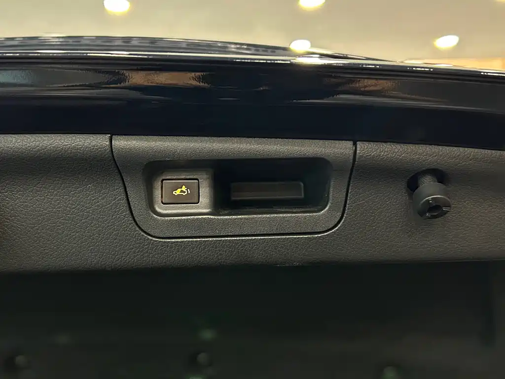 Mercedes-Benz Mercedes-Benz C-Class 2024 C 260 L Sport 2024 - thumbnail 24