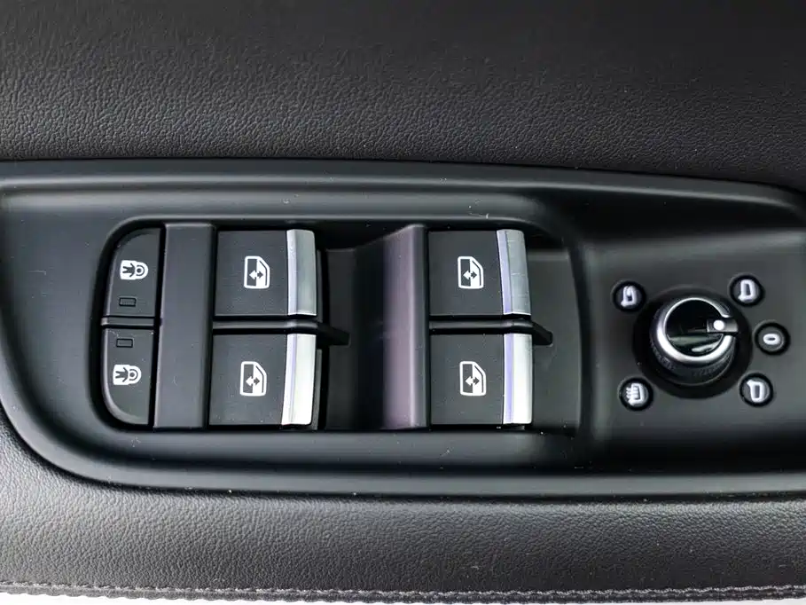 Audi Audi Q7 2023 45 TFSI quattro S line 2023 - thumbnail 16