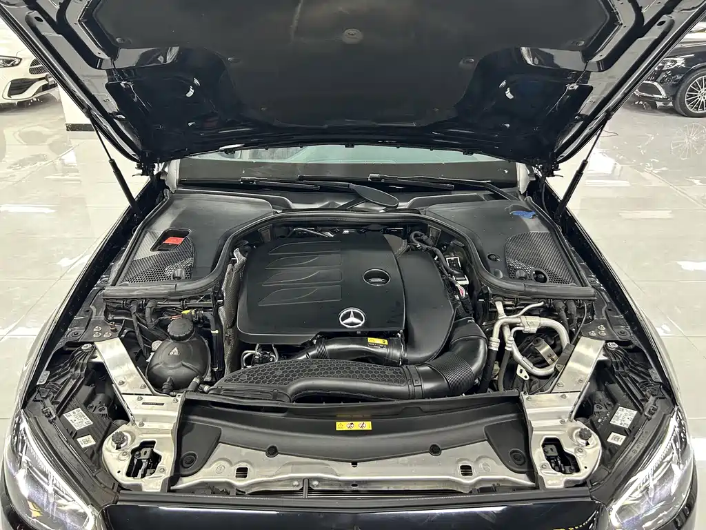 Mercedes-Benz Mercedes-Benz E-Class 2021 Facelift E 300 L Luxury 2021 - thumbnail 16