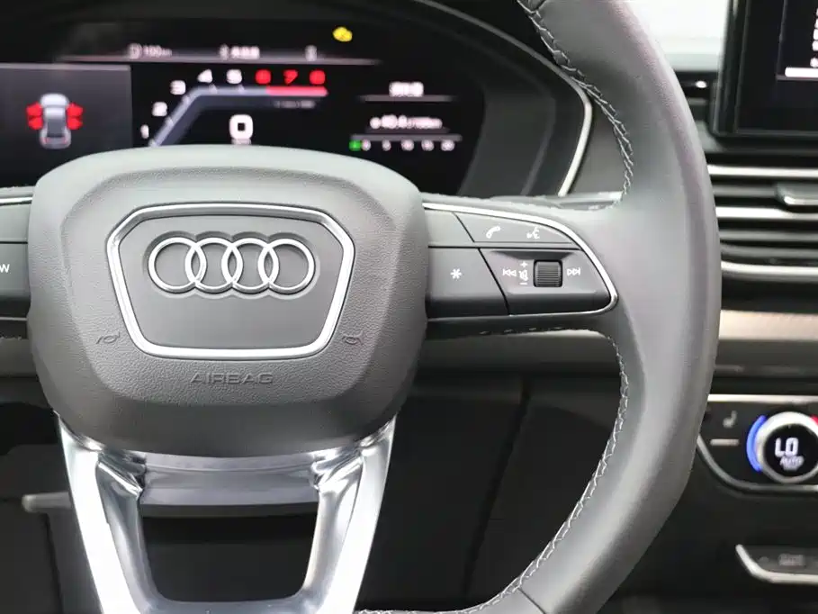 Audi Audi Q5L 2025 45th Anniversary Edition 40 TFSI Luxury Dynamic 2025 - thumbnail 18