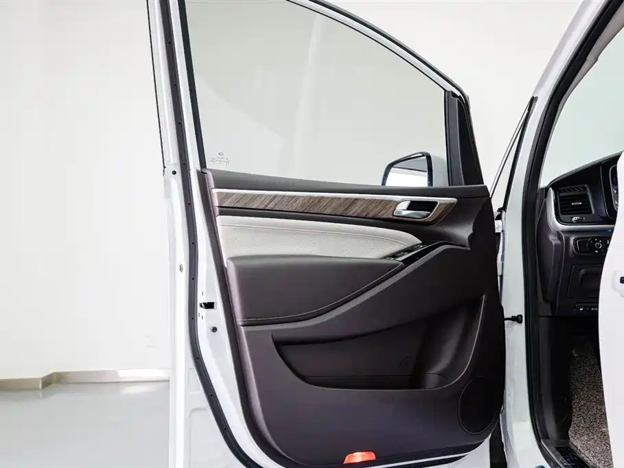 GAC Trumpchi GAC Trumpchi M8 2023 Lingxiu Series 390T Supreme Edition 2022 - thumbnail 8