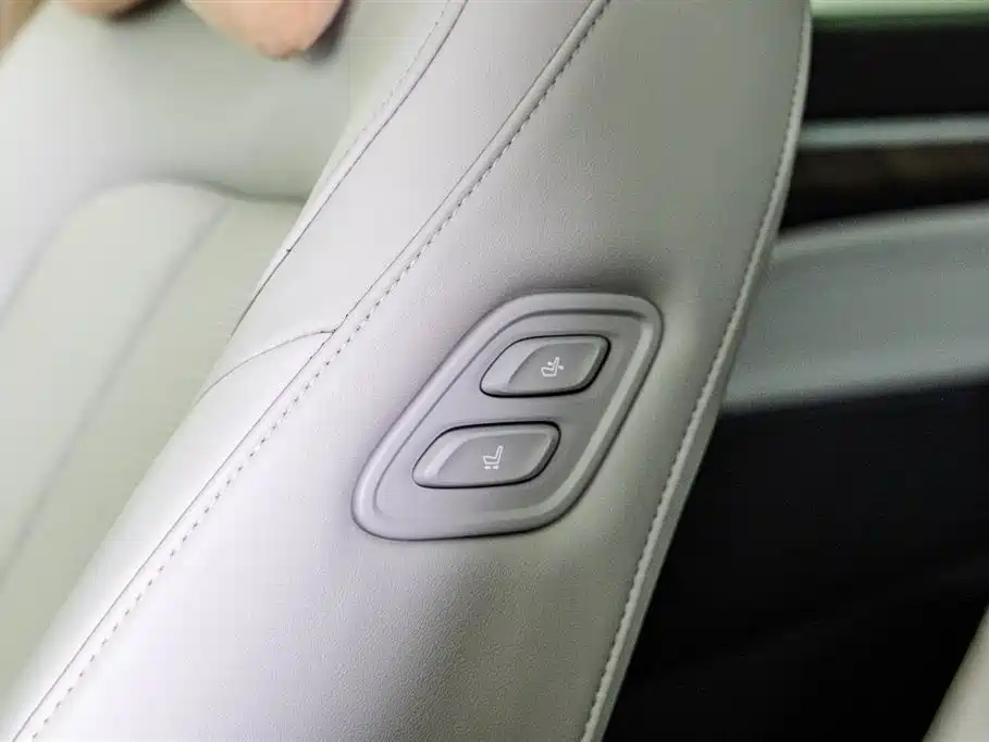 GAC Trumpchi GAC Trumpchi M8 2023 Lingxiu Series 390T Supreme Edition 2022 - thumbnail 12