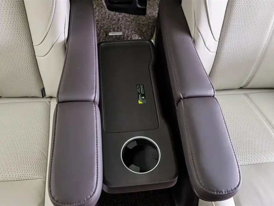 GAC Trumpchi GAC Trumpchi M8 2023 Lingxiu Series 390T Supreme Edition 2022 - thumbnail 27