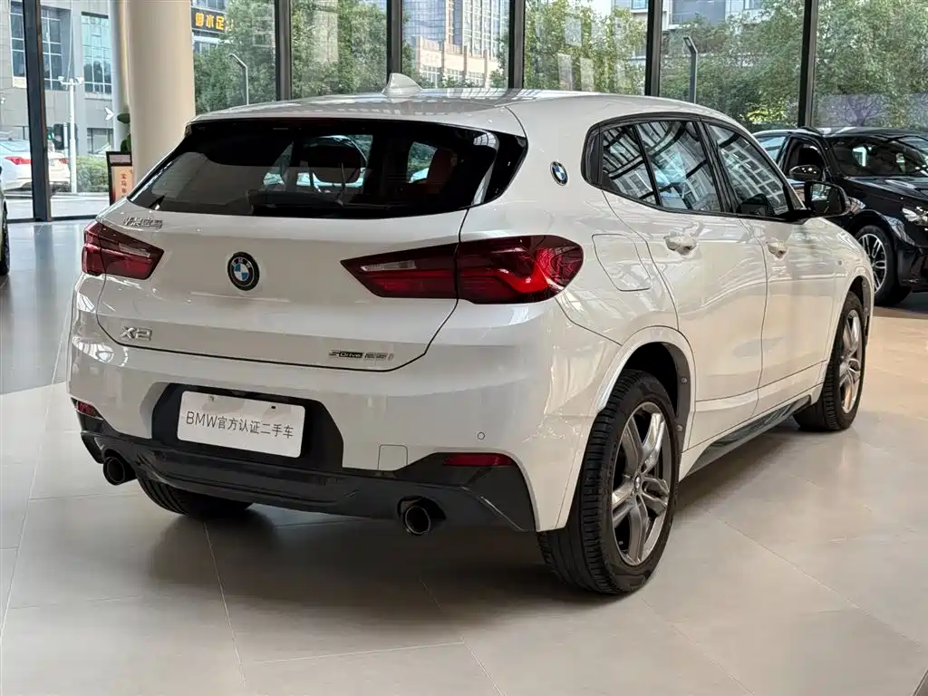 BMW BMW X2 2023 sDrive25i M Sport Night Edition 2024 - thumbnail 2
