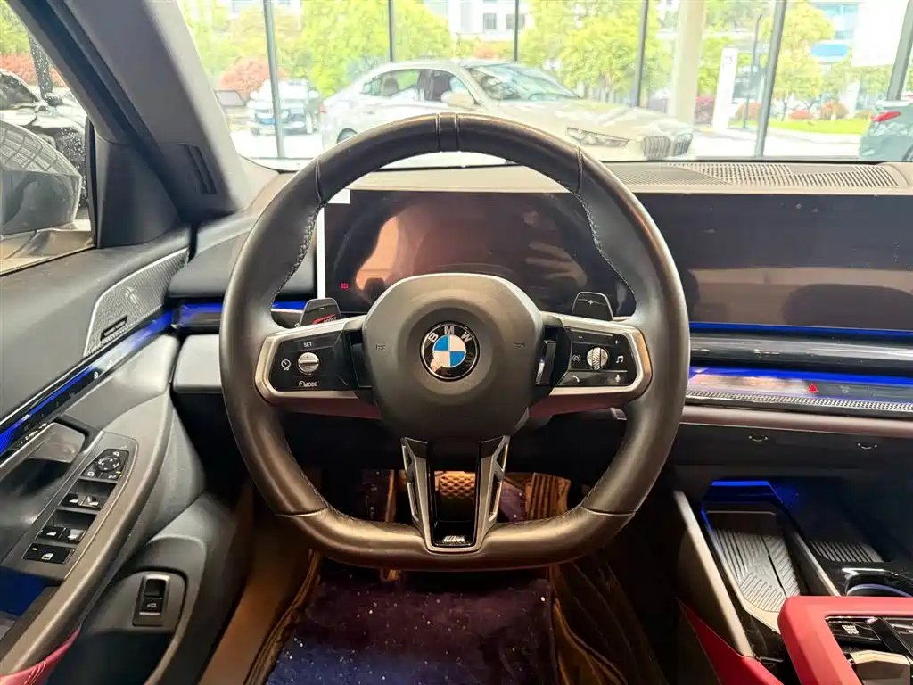BMW BMW 5 Series 2024 530Li Leading Edition M Sport Package 2024 - thumbnail 10