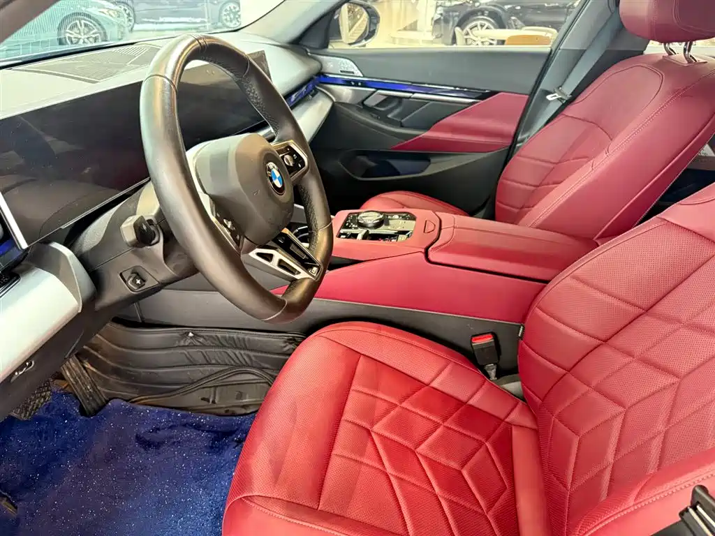 BMW BMW 5 Series 2024 530Li Leading Edition M Sport Package 2024 - thumbnail 11