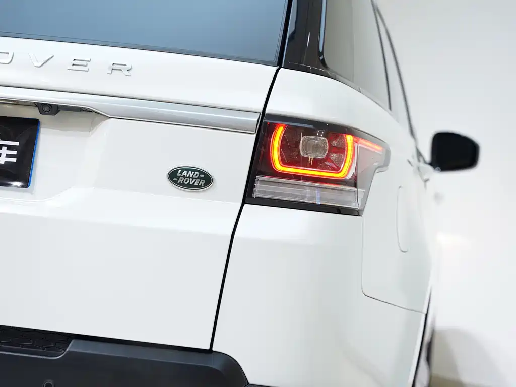 Land Rover Range Rover Sport 2015 3.0 SC V6 HSE 2015 - thumbnail 8