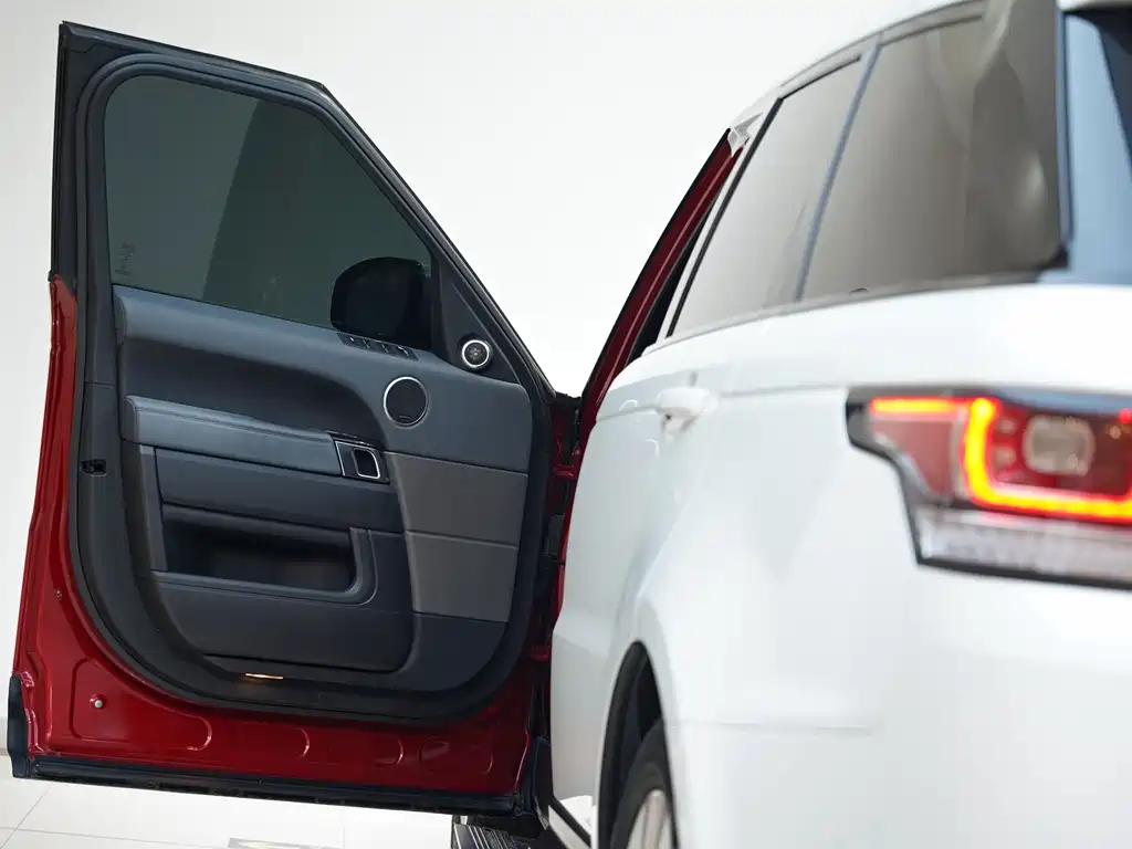 Land Rover Range Rover Sport 2015 3.0 SC V6 HSE 2015 - thumbnail 10