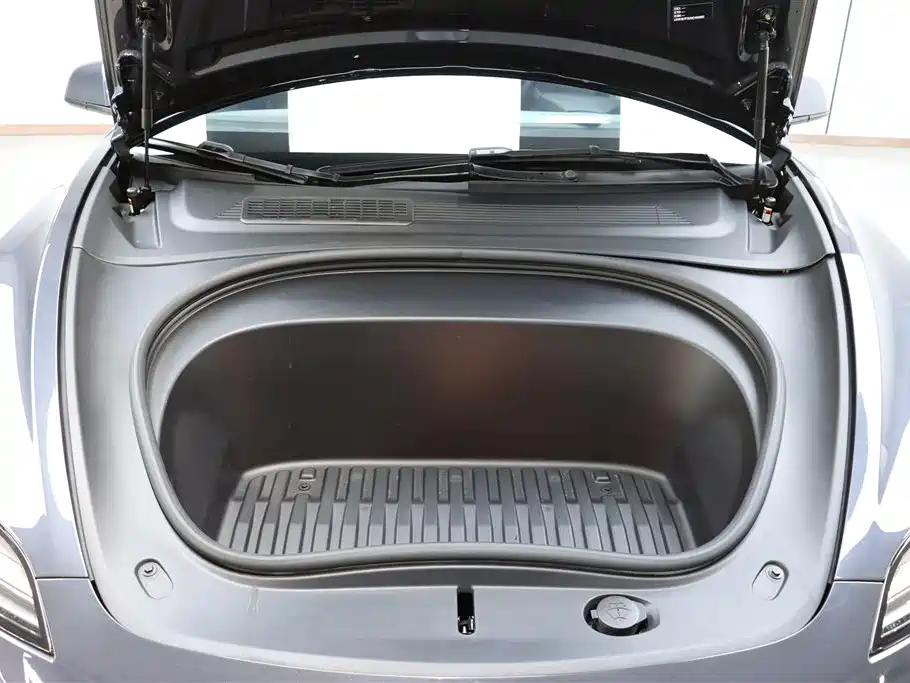 Tesla Tesla Model 3 2025 - thumbnail 28