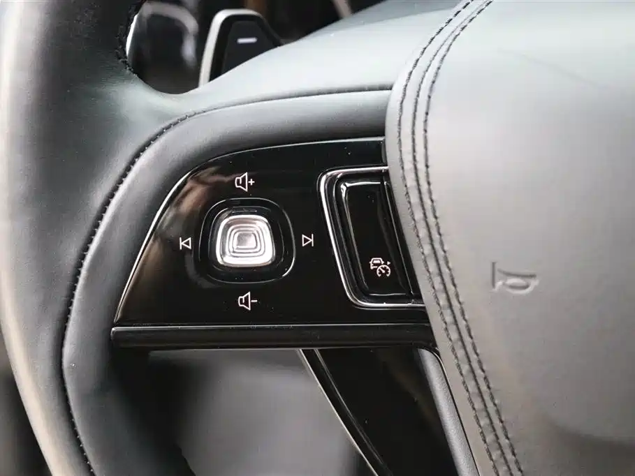 Lincoln Lincoln Aviator 2023 3.0T V6 AWD Reserve 6-Seater 2024 - thumbnail 15