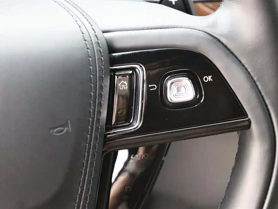 Lincoln Lincoln Aviator 2023 3.0T V6 AWD Reserve 6-Seater 2024 - thumbnail 16