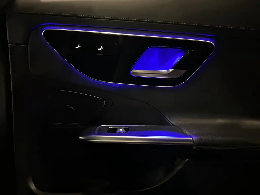 Mercedes-Benz Mercedes-Benz C-Class 2022 Facelift C 200 L Sport Edition 2021 - thumbnail 16
