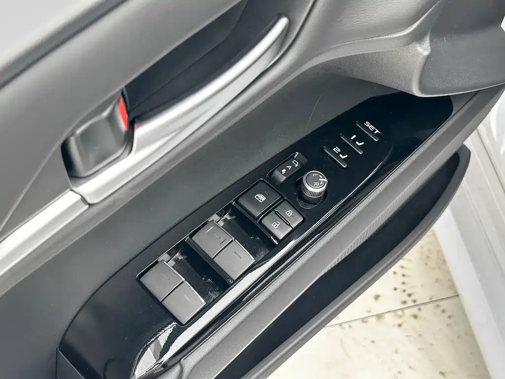 Toyota Camry 2024 Hybrid 2.5HG Premium Edition 2024 - thumbnail 11