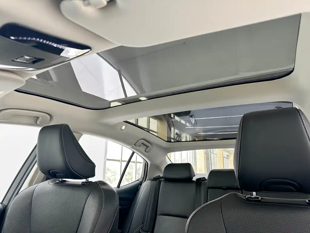 Toyota Camry 2024 Hybrid 2.5HG Premium Edition 2024 - thumbnail 14