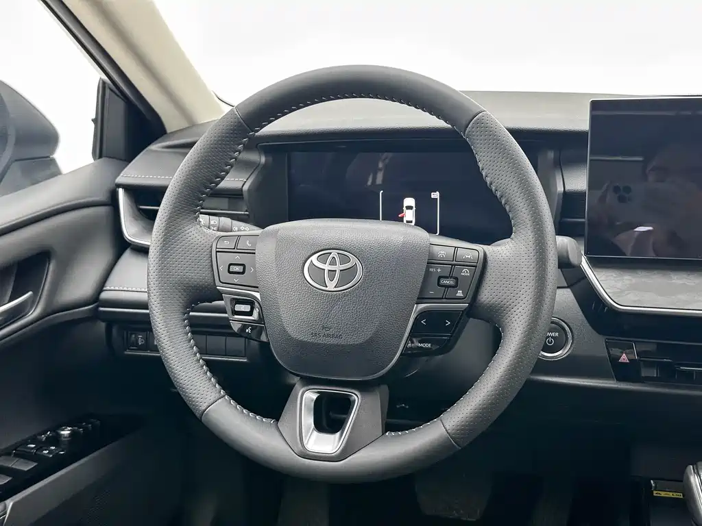 Toyota Camry 2024 Hybrid 2.5HG Premium Edition 2024 - thumbnail 16