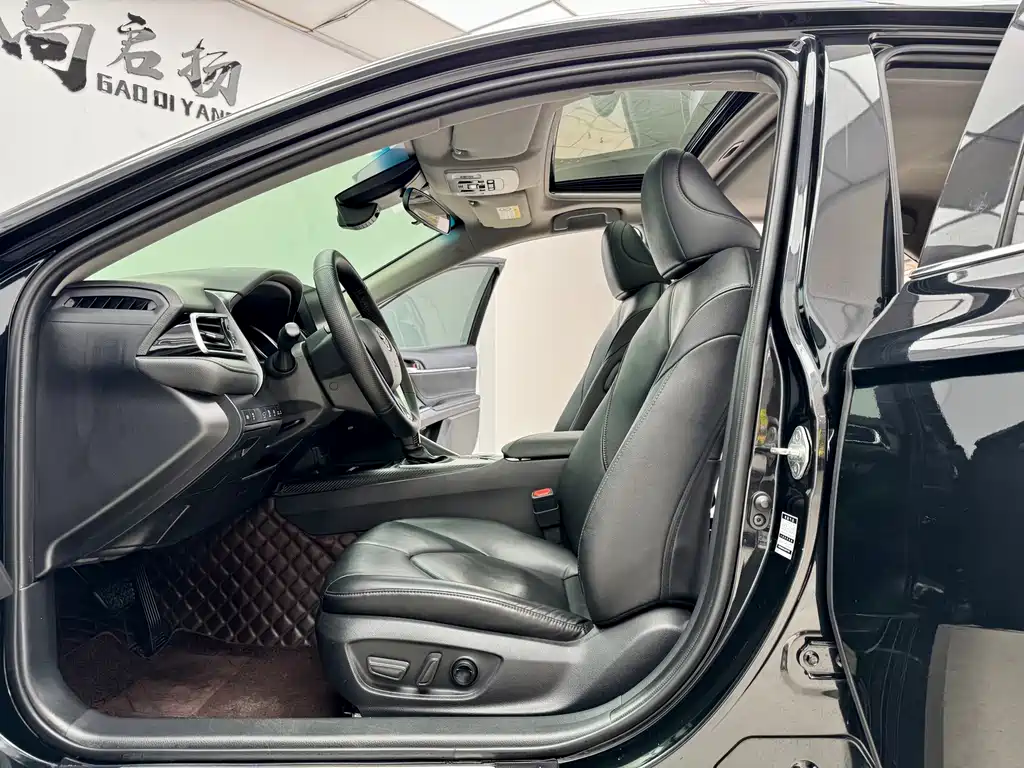 Toyota Camry 2021 2.0G Luxury Edition 2023 - thumbnail 6