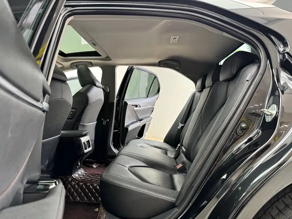 Toyota Camry 2021 2.0G Luxury Edition 2023 - thumbnail 9