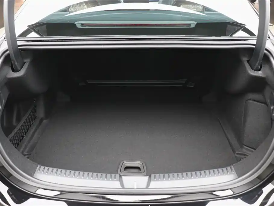 Mercedes-Benz Mercedes-Benz E-Class 2026 Facelift E 300 L Luxury 2026 - thumbnail 26