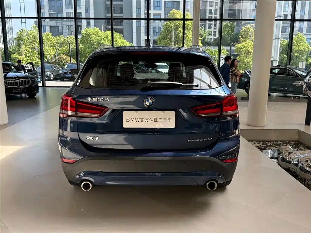 BMW BMW X1 2021 sDrive25Li Leading Edition 2020 - thumbnail 2