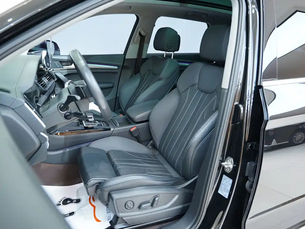 Audi Audi Q5L 2022 Facelift 40 TFSI Luxury Dynamic Edition 2022 - thumbnail 18