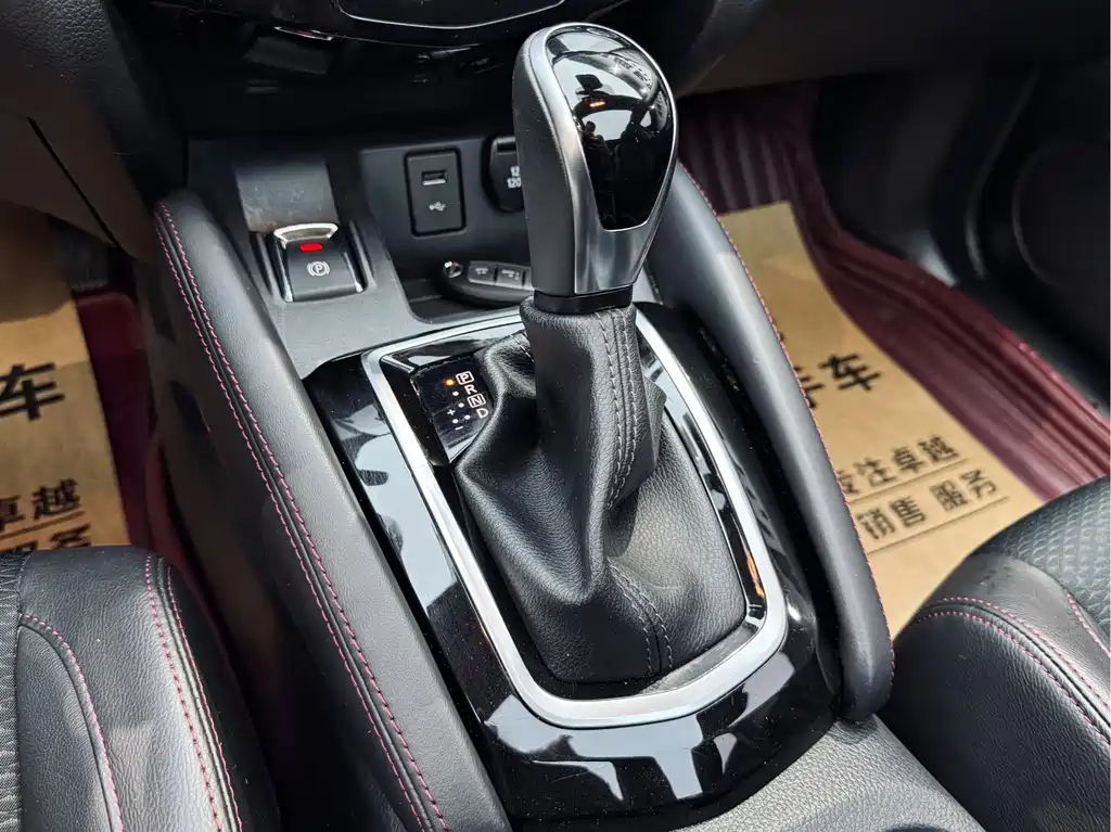 Nissan Nissan Qashqai 2019 2.0L CVT Luxury Edition 2019 - thumbnail 14
