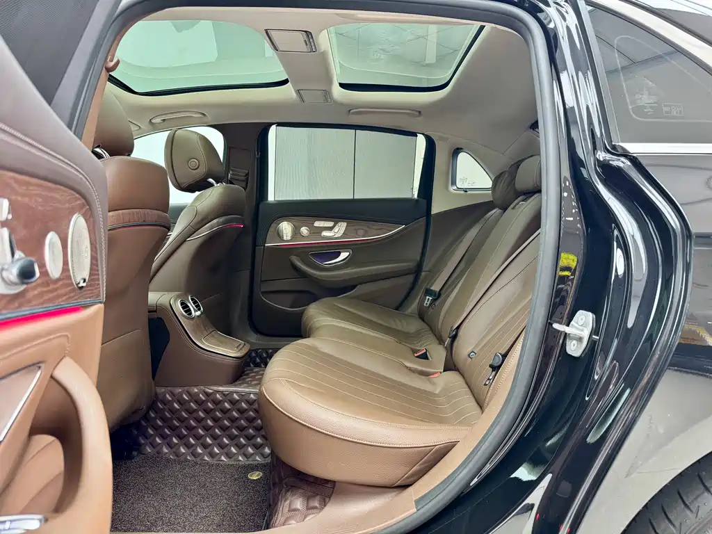 Mercedes-Benz Mercedes-Benz E-Class 2022 Facelift E 300 L Luxury 2022 - thumbnail 10