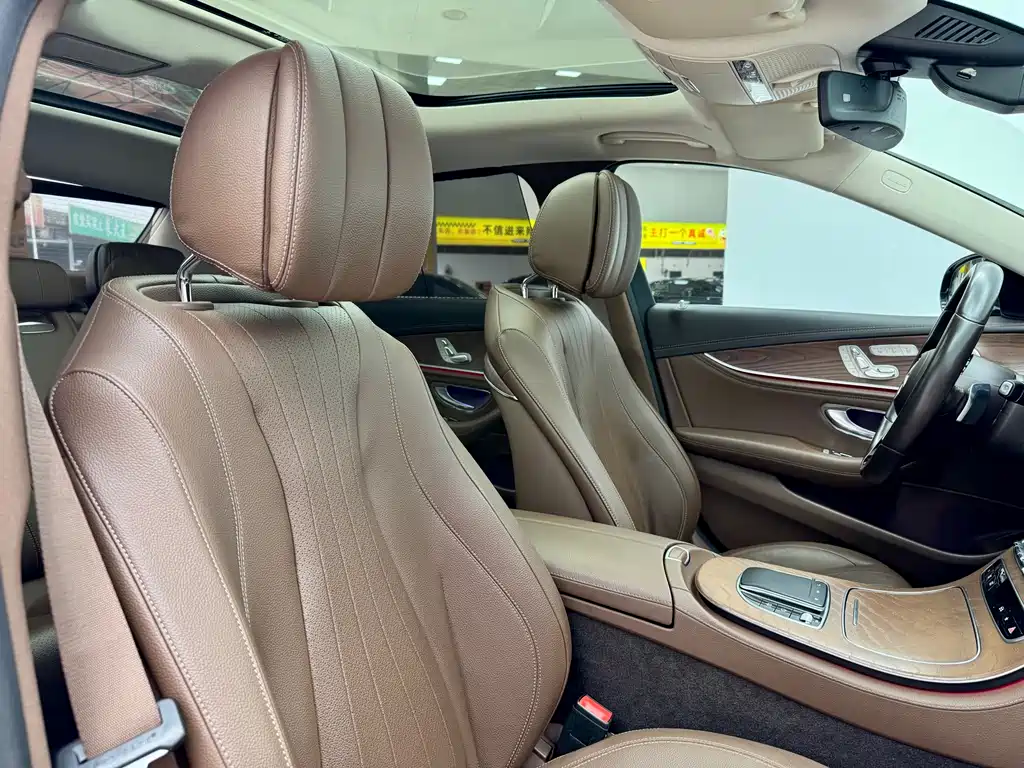 Mercedes-Benz Mercedes-Benz E-Class 2022 Facelift E 300 L Luxury 2022 - thumbnail 15