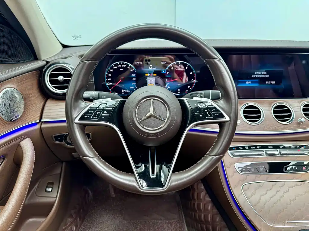 Mercedes-Benz Mercedes-Benz E-Class 2022 Facelift E 300 L Luxury 2022 - thumbnail 16