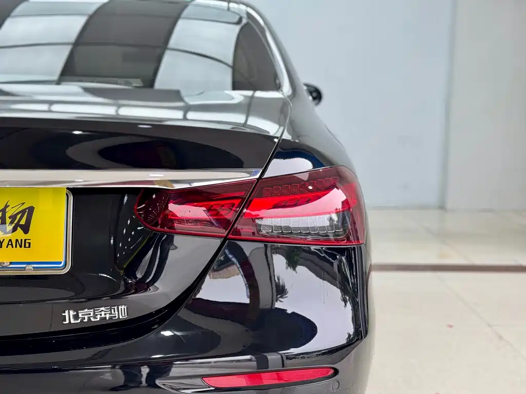 Mercedes-Benz Mercedes-Benz E-Class 2022 Facelift E 300 L Luxury 2022 - thumbnail 24