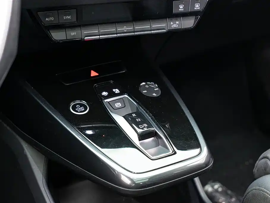 Audi Audi Q4 e-tron 2023 50 e-tron quattro Advanced Edition 2024 - thumbnail 12