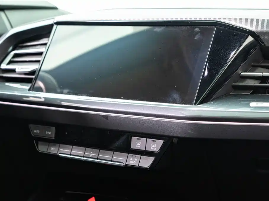 Audi Audi Q4 e-tron 2023 50 e-tron quattro Advanced Edition 2024 - thumbnail 13