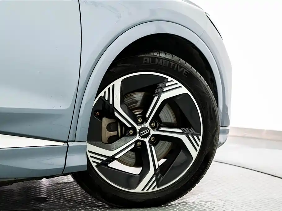 Audi Audi Q4 e-tron 2023 50 e-tron quattro Advanced Edition 2024 - thumbnail 17
