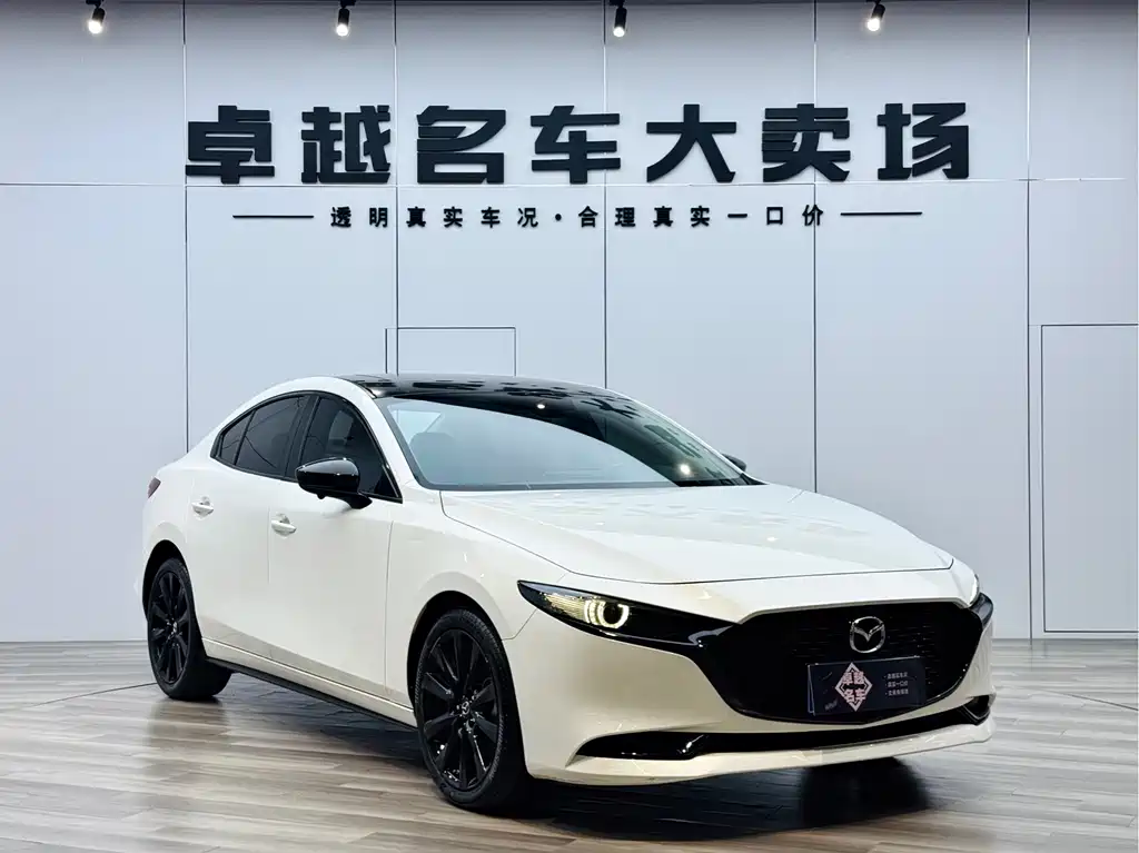 Mazda Mazda 3 Axela 2022 2.0L Automatic Zhiya Obsidian Edition 2022 - thumbnail 3