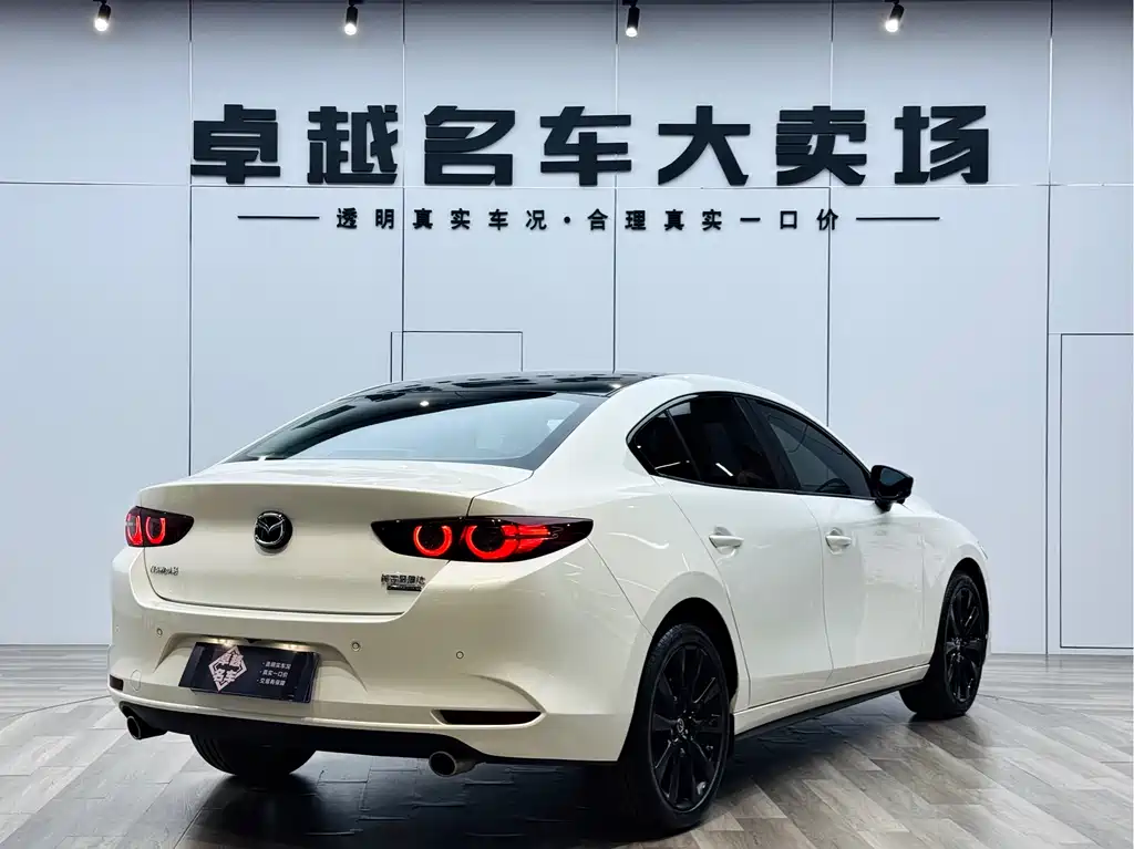 Mazda Mazda 3 Axela 2022 2.0L Automatic Zhiya Obsidian Edition 2022 - thumbnail 7