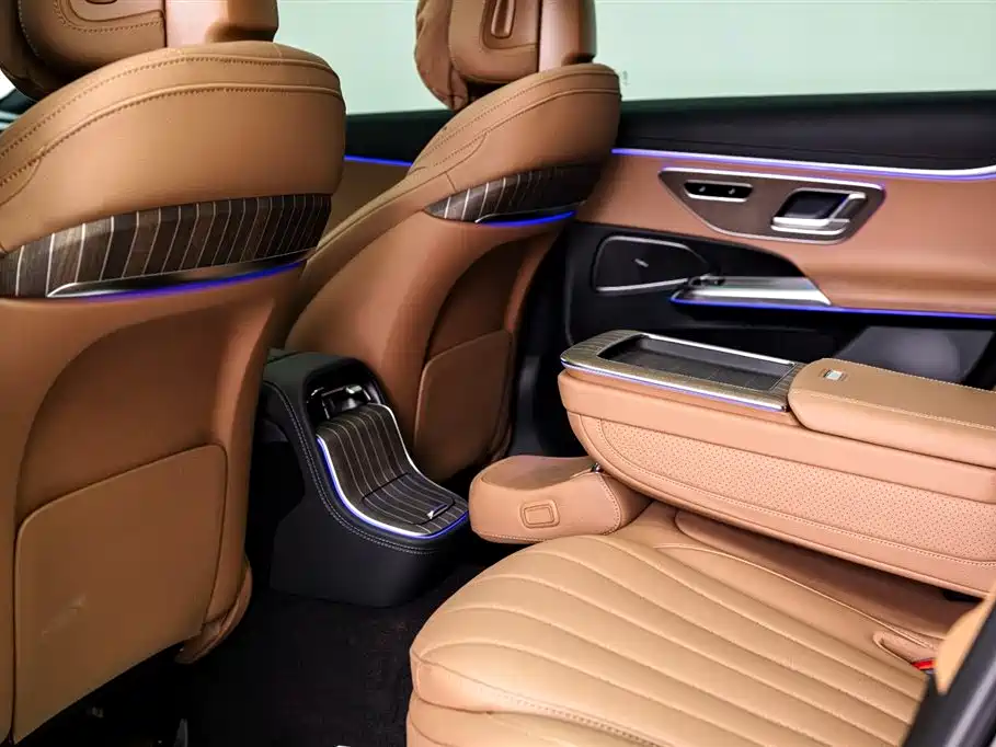 Mercedes-Benz Mercedes-Benz E-Class 2025 Updated E 300 L Fashion Edition 2025 - thumbnail 8