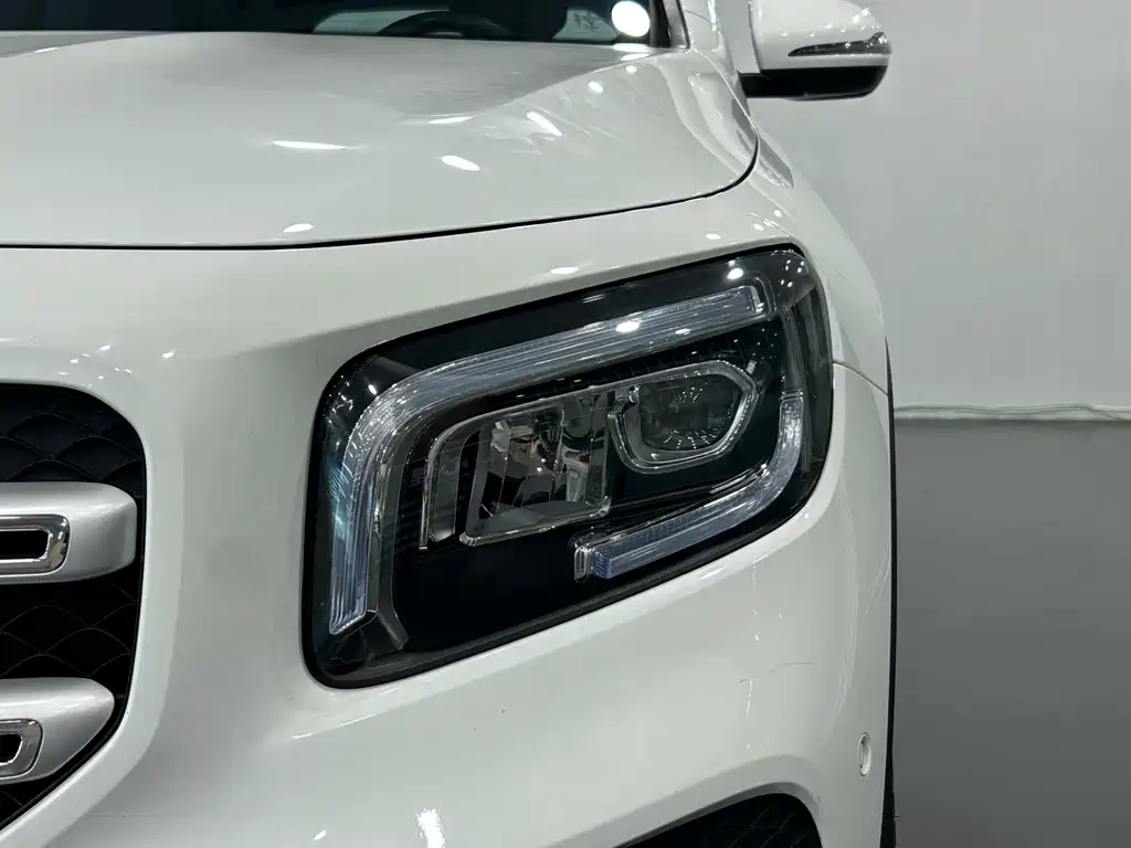 Mercedes-Benz Mercedes-Benz GLB 200 Fashion Edition 2020 Facelift 2020 - thumbnail 19