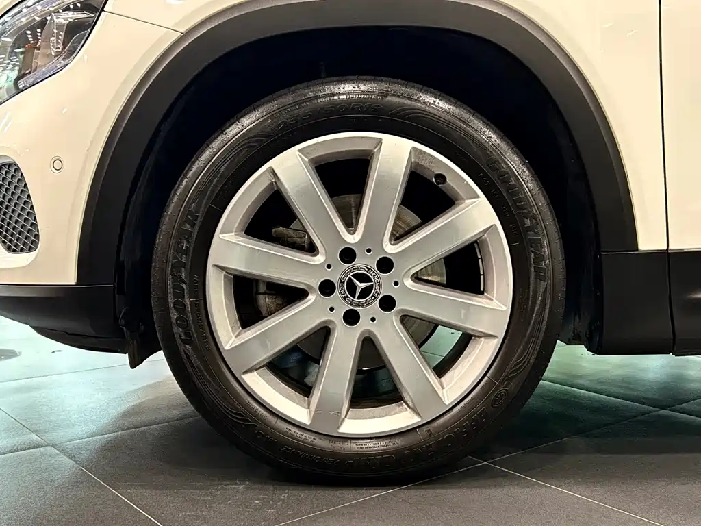 Mercedes-Benz Mercedes-Benz GLB 200 Fashion Edition 2020 Facelift 2020 - thumbnail 24
