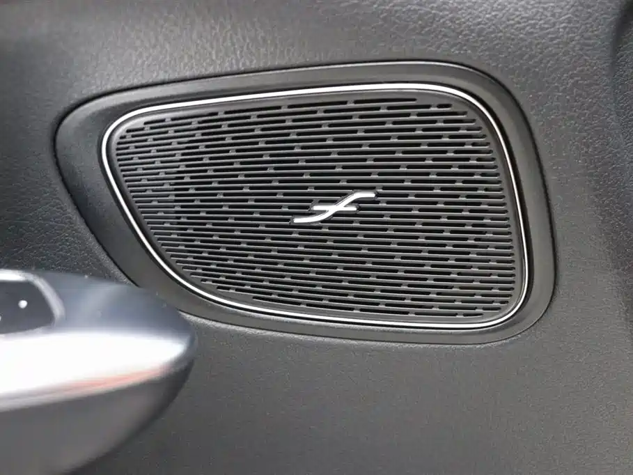 Mercedes-Benz Mercedes-Benz GLC 2023 GLC 260 L 4MATIC Luxury 5-Seater 2023 - thumbnail 12