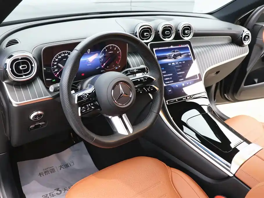 Mercedes-Benz Mercedes-Benz GLC 2023 GLC 260 L 4MATIC Luxury 5-Seater 2023 - thumbnail 14