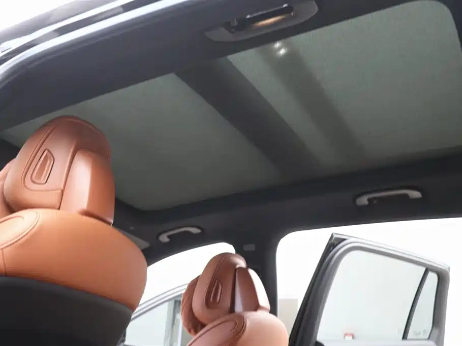 Mercedes-Benz Mercedes-Benz GLC 2023 GLC 260 L 4MATIC Luxury 5-Seater 2023 - thumbnail 21