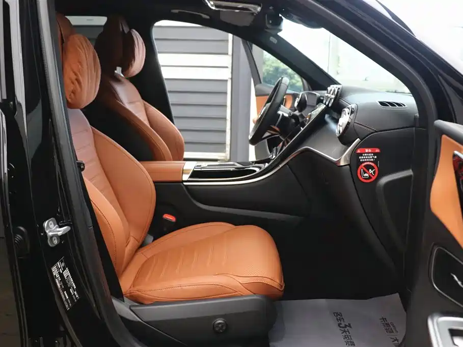 Mercedes-Benz Mercedes-Benz GLC 2023 GLC 260 L 4MATIC Luxury 5-Seater 2023 - thumbnail 23