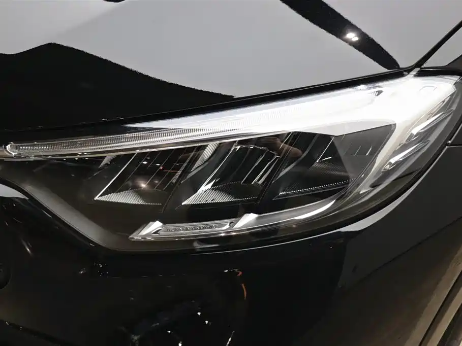Mercedes-Benz Mercedes-Benz GLC 2023 GLC 260 L 4MATIC Luxury 5-Seater 2023 - thumbnail 27