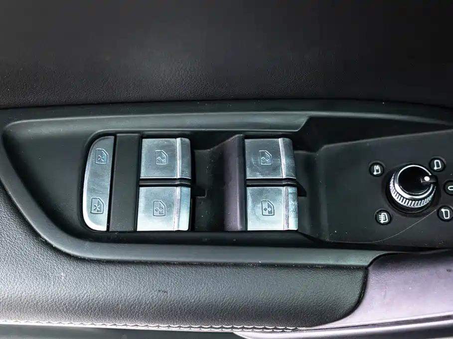 Audi Audi Q5L 2023 40 TFSI Luxury Dynamic Edition 2023 - thumbnail 15