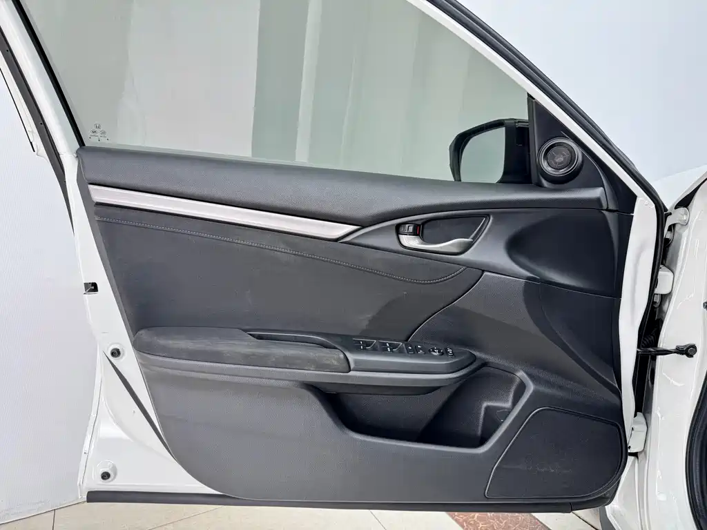 Honda Civic 2021 HATCHBACK 220TURBO CVT 2020 - thumbnail 8
