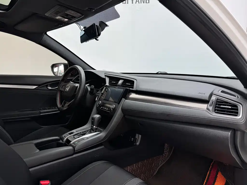 Honda Civic 2021 HATCHBACK 220TURBO CVT 2020 - thumbnail 14