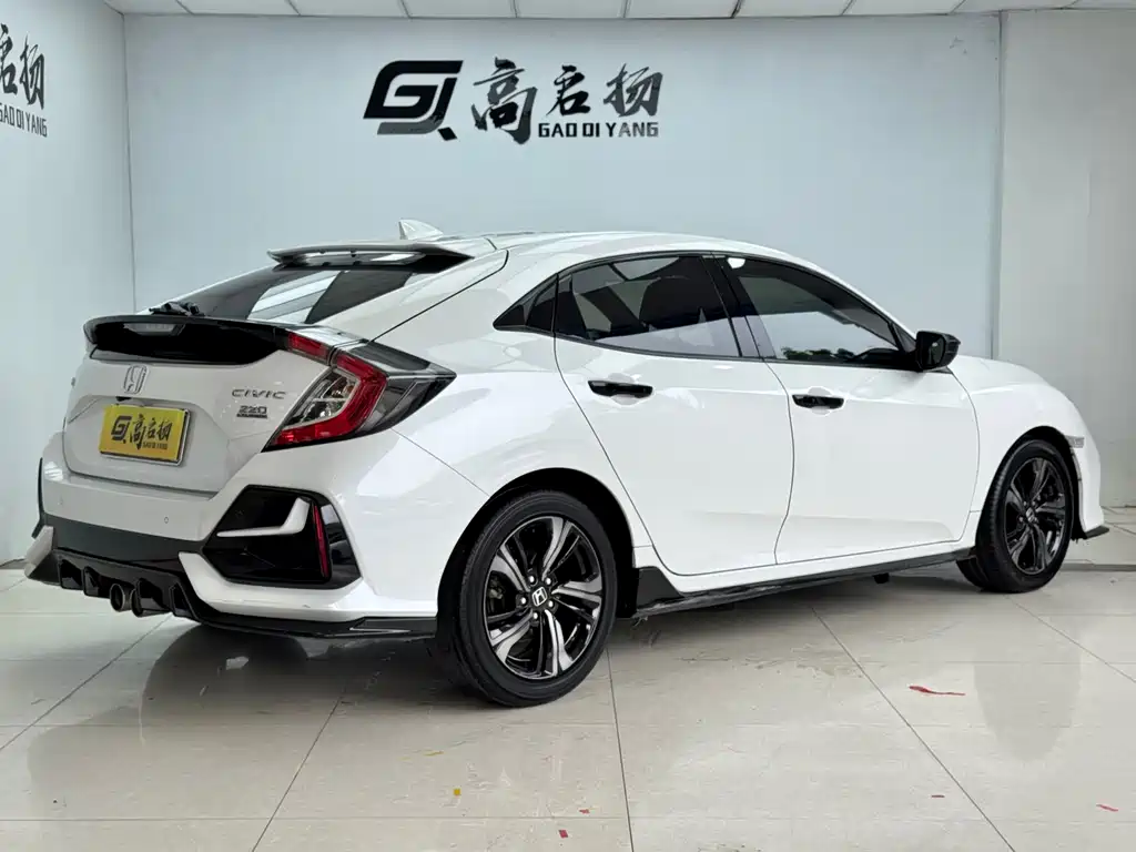 Honda Civic 2021 HATCHBACK 220TURBO CVT 2020 - thumbnail 24